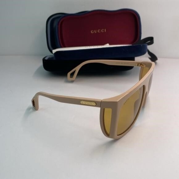 - New Authentic Gucci Gucci Beige GG0467S 005 Rectangular Sunglasses - Picture 8 of 13